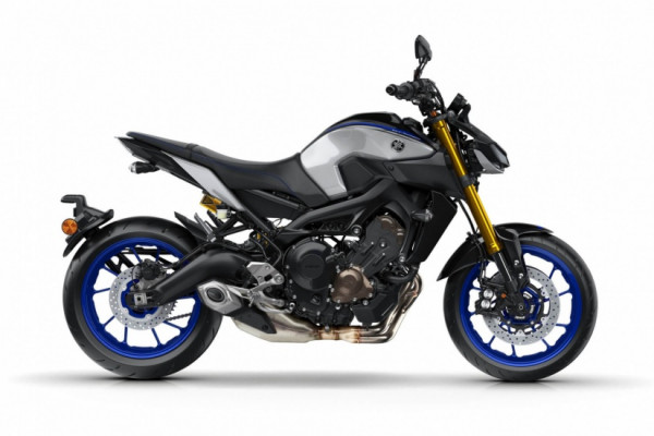 naked motos Yamaha MT-09 SP