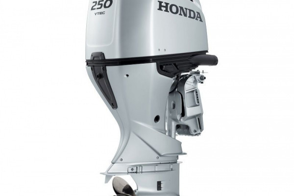 Comentarios sobre Honda BF250D XDU (DBW)